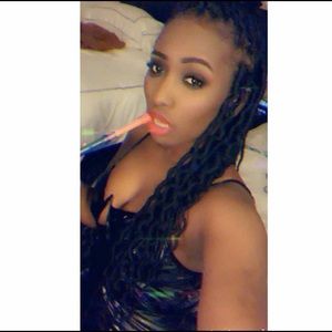 Meet your Posher, Zoe